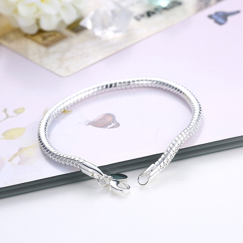 Armband mit schönen details - armband,